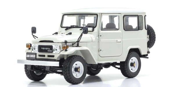 1:18 Toyota Land Cruiser 40 Van (BJ42V)